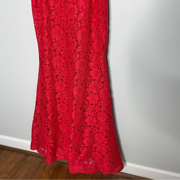 Xscape Full Lace Mermaid Gown Sleeveless V-Neck Formal Zip Closure In Red Size 6 - Picture 4 of 8